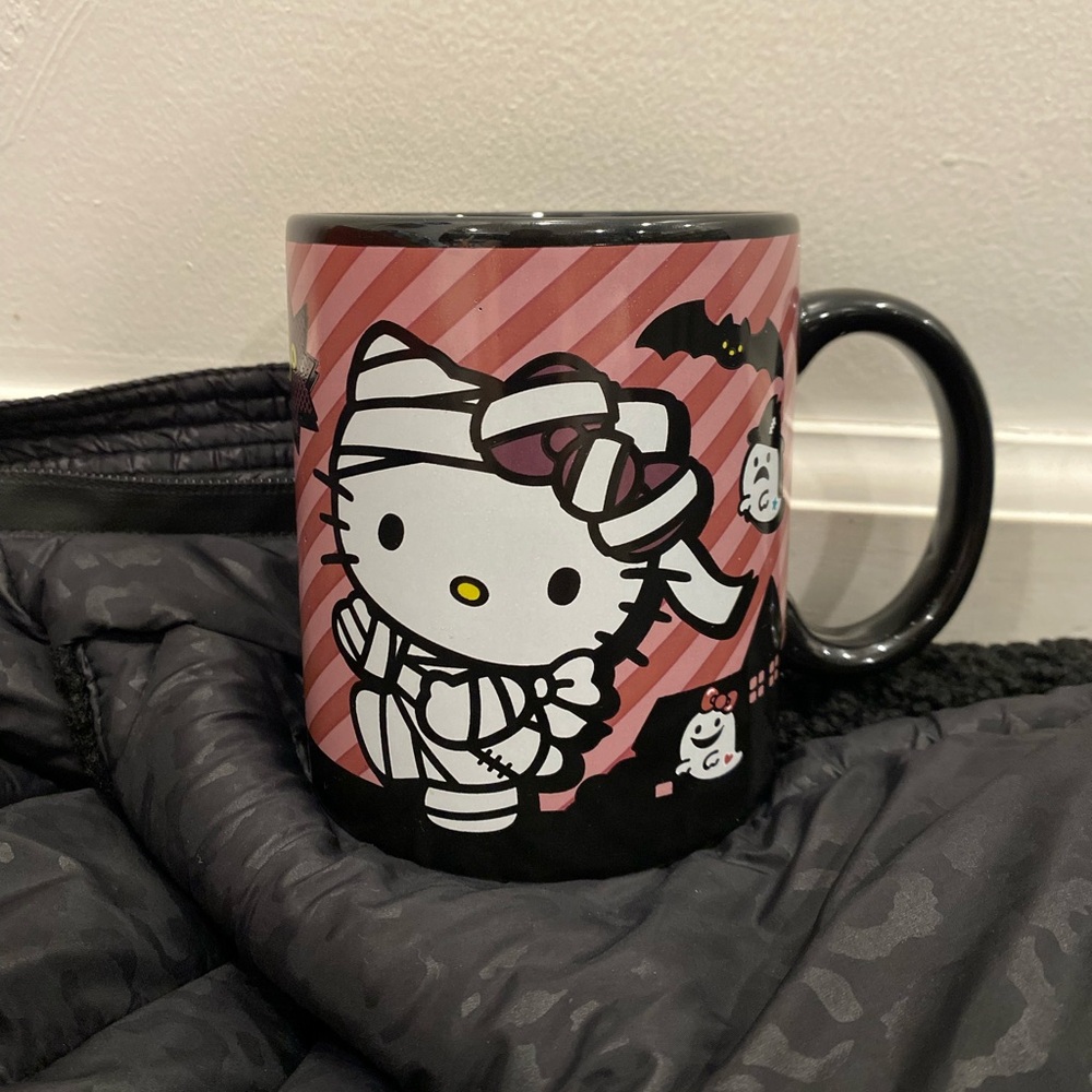 Hello kitty cup